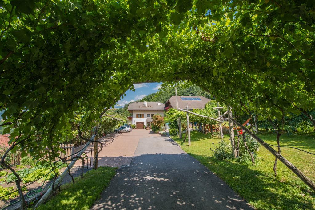 Pension Etschblick B&B Frangarto エクステリア 写真