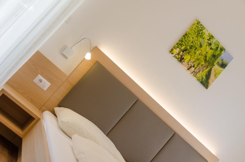 Pension Etschblick B&B Frangarto エクステリア 写真