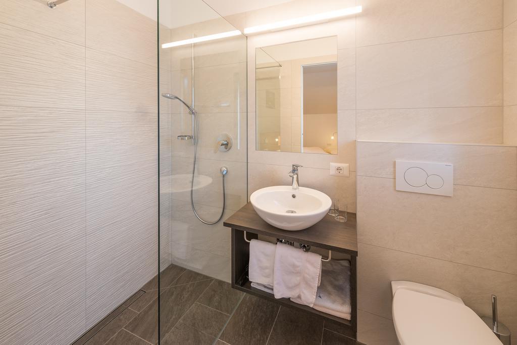 Pension Etschblick B&B Frangarto エクステリア 写真