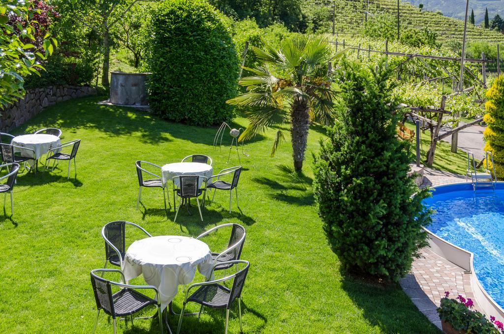 Pension Etschblick B&B Frangarto エクステリア 写真