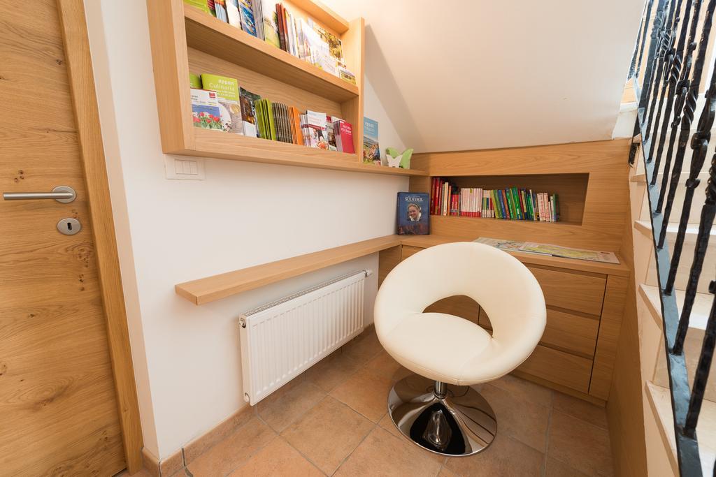 Pension Etschblick B&B Frangarto エクステリア 写真